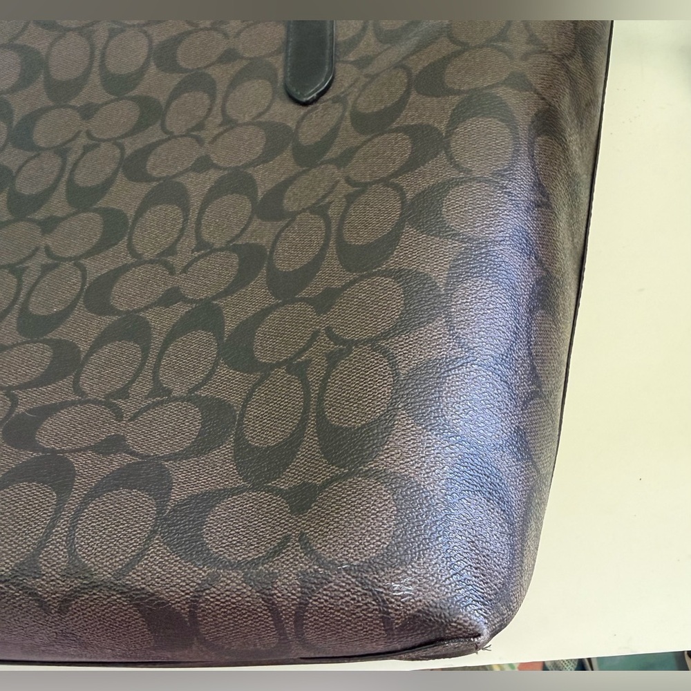 Coach Black and Brown Signature Tote - Picture 4 of 9